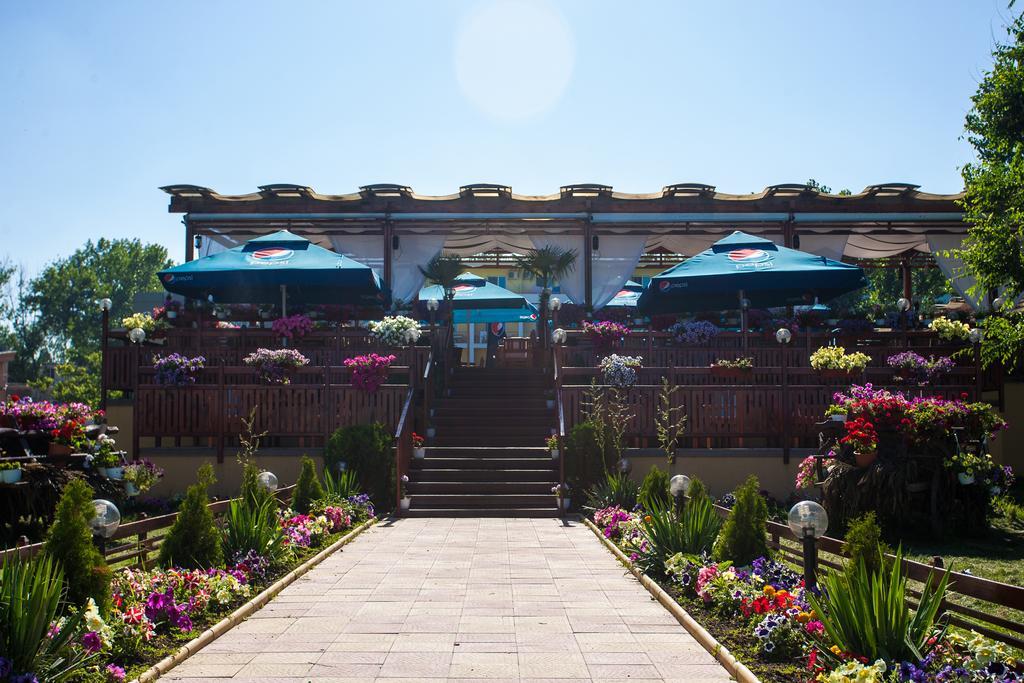 Hotel Central Mamaia Exterior foto